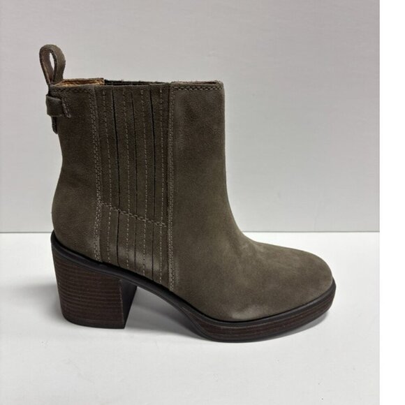 Crown Vintage Shoes - Crown Vintage Women’s Capari, Taupe Ankle Bootie, Size 8.5 M